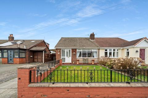 2 bedroom semi-detached bungalow for sale, Fernlea Grove, Ashton-In-Makerfield, WN4