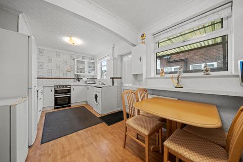 2 bedroom semi-detached bungalow for sale, Fernlea Grove, Ashton-In-Makerfield, WN4