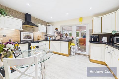 2 bedroom semi-detached house for sale, Bellfield Avenue, Fawdon