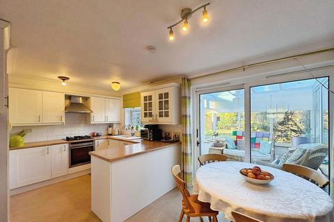 3 bedroom semi-detached house for sale, Pinks Hill, Swanley, BR8 8AG