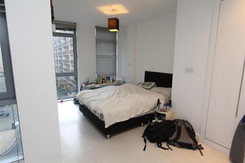 Studio to rent, Manor Mills, Ingram Street