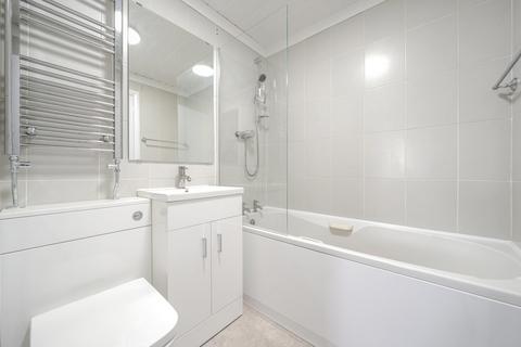 1 bedroom flat for sale, Falcon Close, Fareham PO16