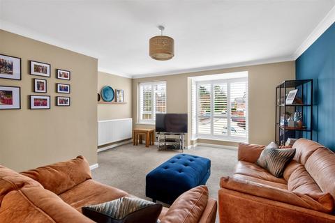 4 bedroom house for sale, Crawford Gardens, Horsham