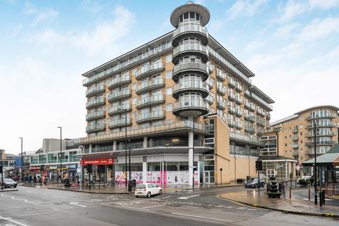 2 bedroom apartment for sale, Bedfont Lane, Feltham, TW13
