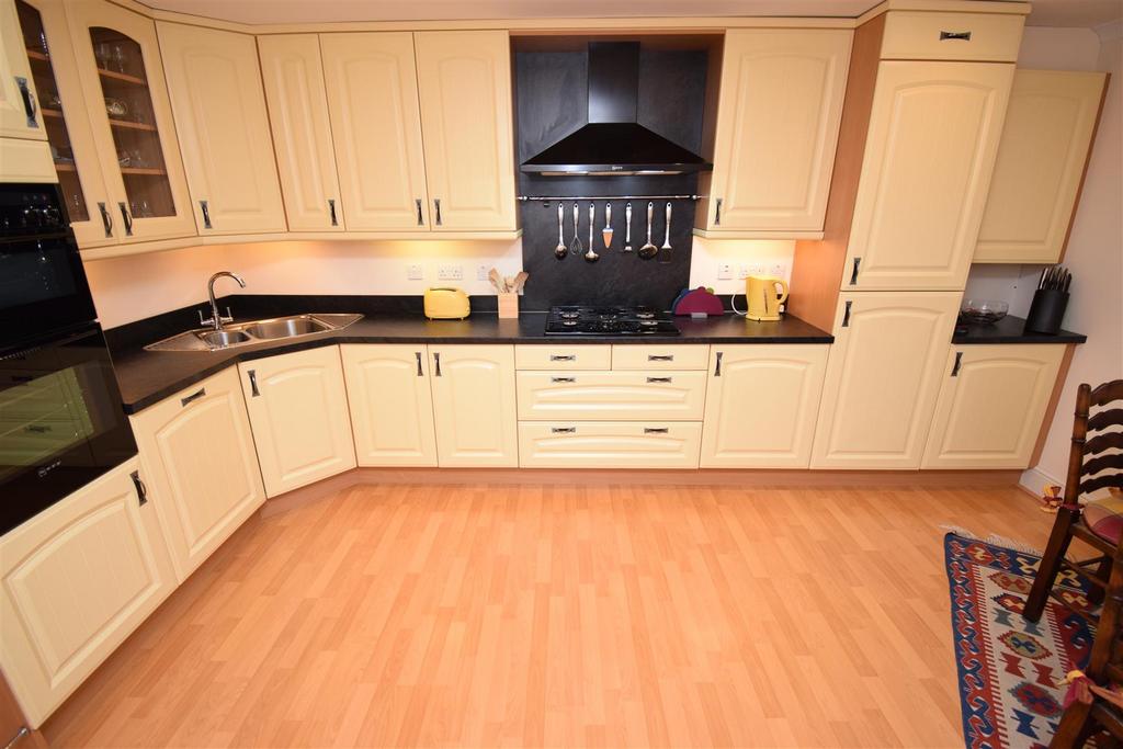 Kitchen.diner.jpg