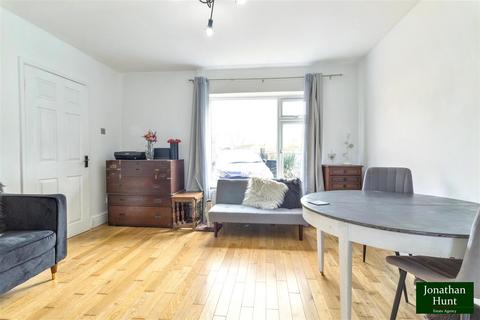 3 bedroom semi-detached house for sale, Roundhaye, Ware SG11