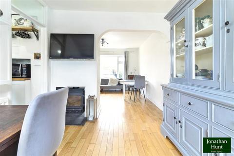 3 bedroom semi-detached house for sale, Roundhaye, Ware SG11