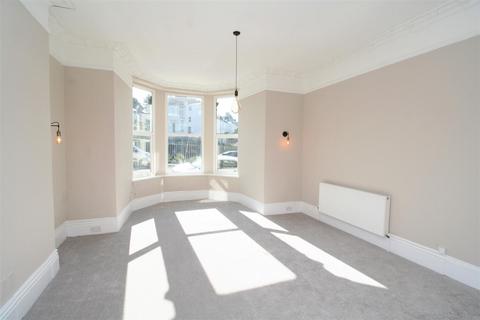 3 bedroom apartment to rent, Apsley Road, Plymouth