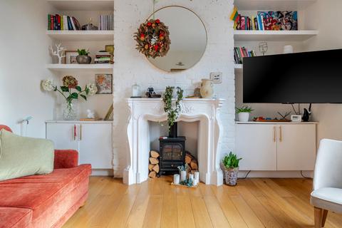 2 bedroom flat for sale, Greyhound Road, Hammersmith, London, W6