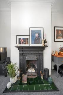 2 bedroom flat for sale, Thornhill Road, Leyton, E10