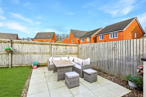 3 bedroom semi-detached house for sale, Yarn Close, Manchester M28