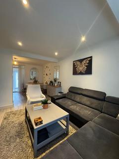 undefined, Lathkill Close, Enfield