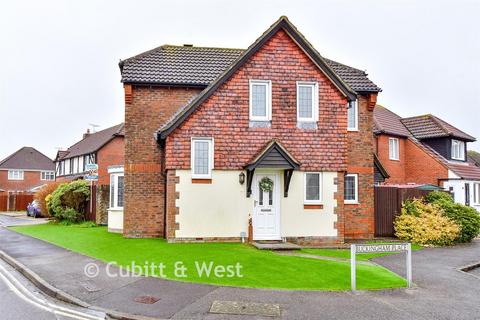Buckingham Place, Rustington BN16
