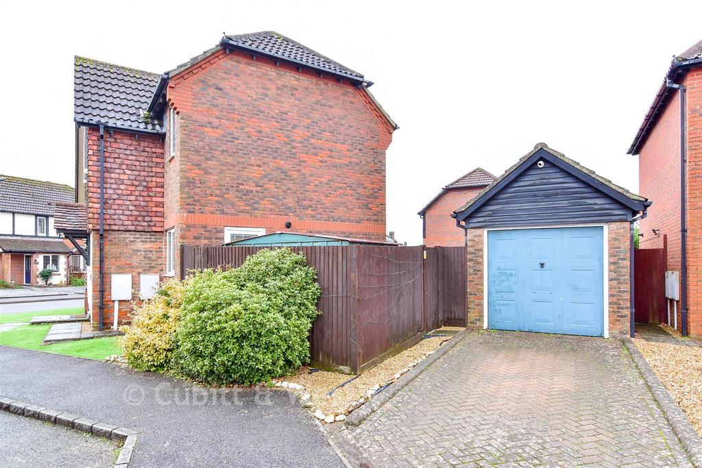 Driveway/Parking