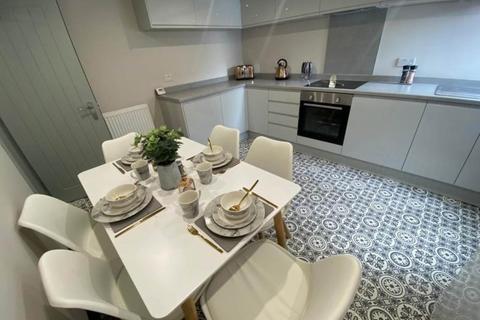 undefined, Beechwood Crescent (Room 5), West Yorkshire LS4