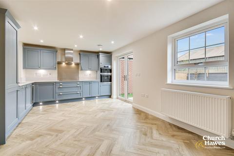 4 bedroom detached house for sale, Maldon Road, Corinthian Place, Burnham-On-Crouch