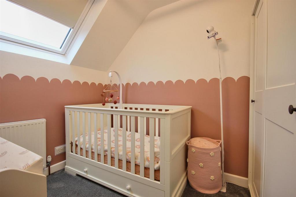 Bedroom 2 (rear)
