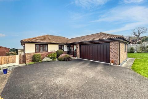 undefined, Lon Heulog, Abergele, Conwy, LL22 8QH