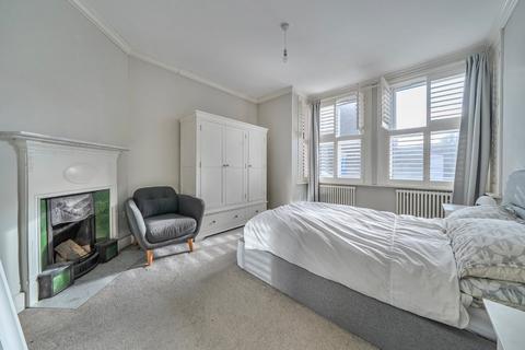 2 bedroom flat for sale, Cleveland Avenue, Chiswick, London, W4