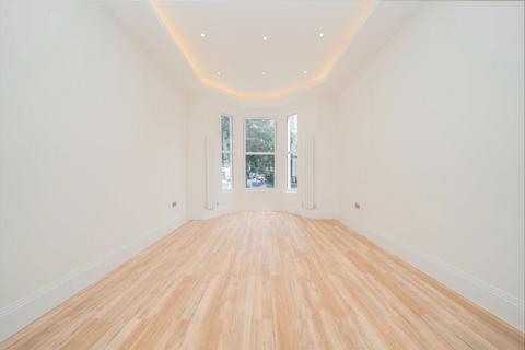 1 bedroom flat for sale, Ongar Road, London SW6