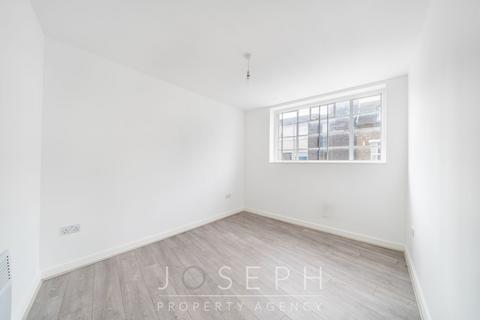 undefined, High Street, 14 High Street, IP1
