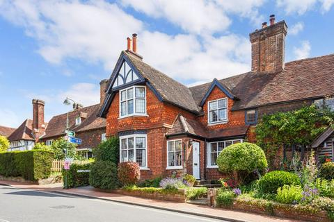 High Street, Haywards Heath RH17