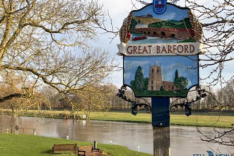 3 bedroom semi-detached house for sale, Roxton Road, Great Barford MK44