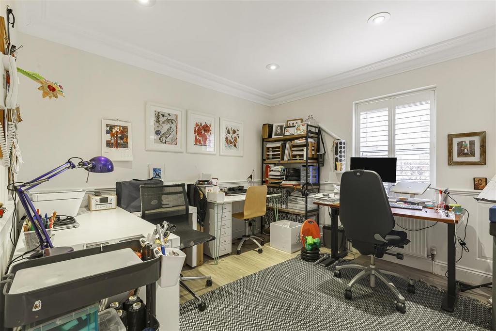 James anderson-1 seymour court  2 .JPG
