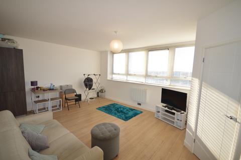 Studio to rent, Canside, Meadow Walk, Chelmsford, Essex, CM1 1FU