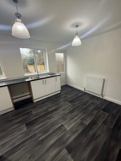 3 bedroom terraced house to rent, Central Avenue, North Shields NE29