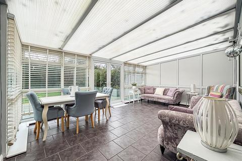 3 bedroom detached bungalow for sale, Recreation Avenue, Leigh-On-Sea SS9