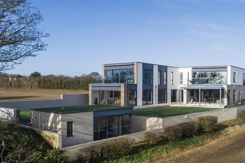 5 bedroom detached house for sale, Le Mont Du Coin, Jersey, JE3
