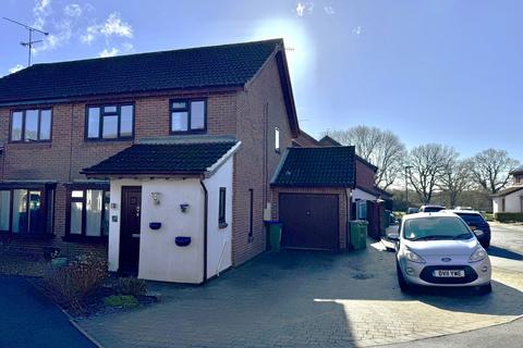 Acorn Avenue, Horsham RH13