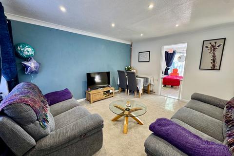undefined, Acorn Avenue, Horsham RH13