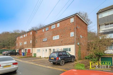 undefined, Dell Road, Grays RM17
