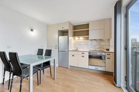 1 bedroom flat for sale, Deals Gateway, London SE13