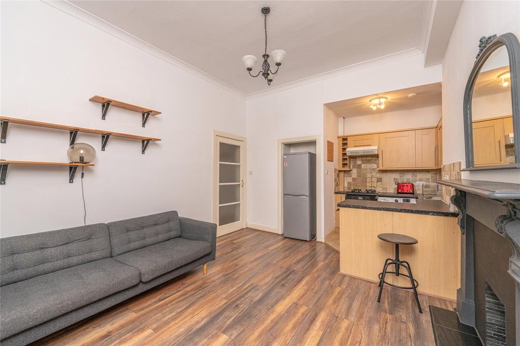 Lounge/Kitchen Alt