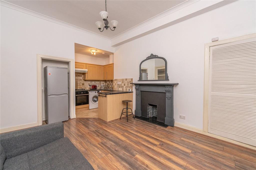 Lounge/Kitchen Alt