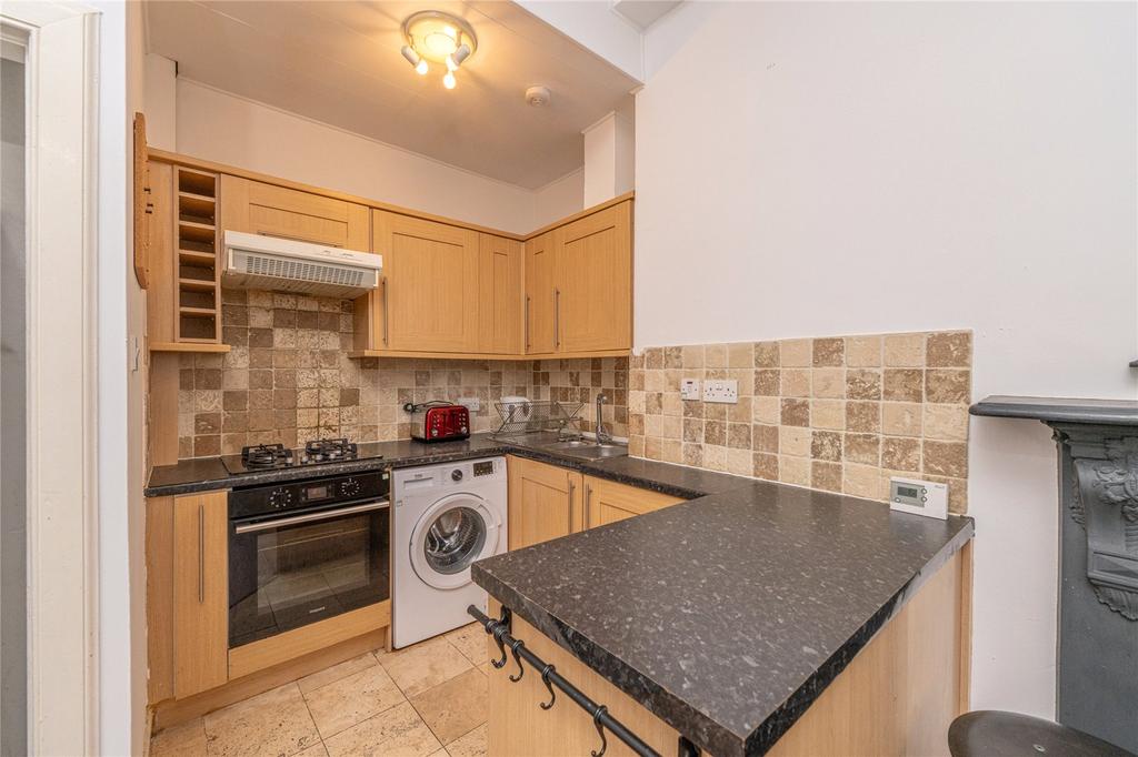 Lounge/Kitchen Alt
