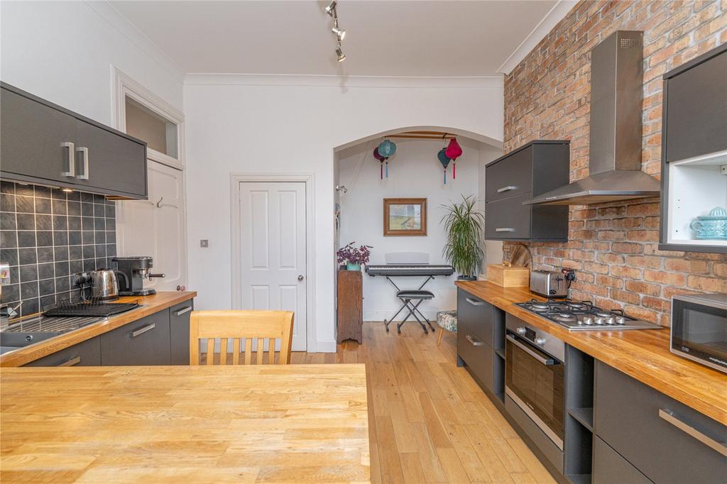 Kitchen Alt