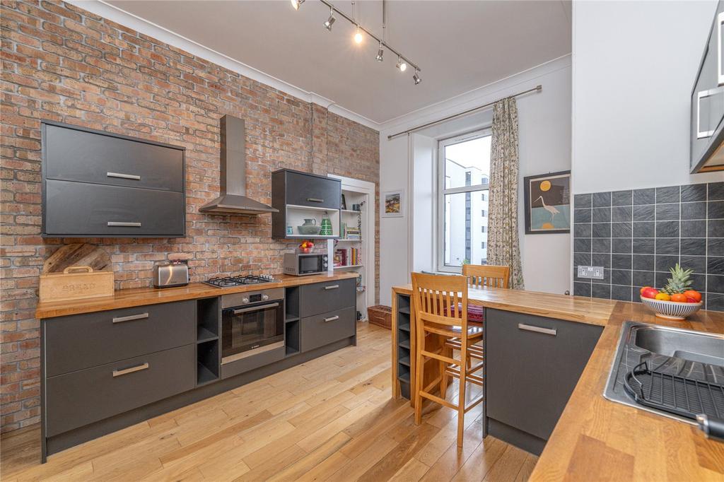 Kitchen Alt
