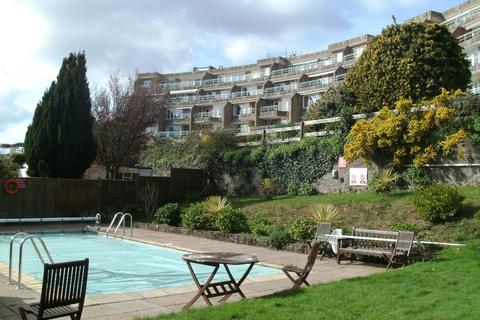 2 bedroom apartment to rent, Lyncombe Crescent, Higher Lincombe Road, Torquay