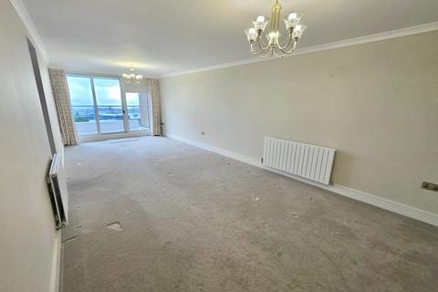2 bedroom apartment to rent, Lyncombe Crescent, Higher Lincombe Road, Torquay