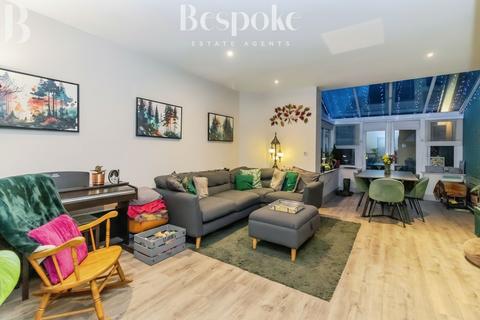 3 bedroom detached house for sale, Lance Way, Reading RG2