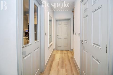3 bedroom detached house for sale, Lance Way, Reading RG2