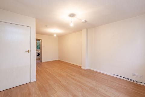 undefined, Pine Tree Close, Broughton, CH4