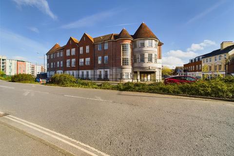 undefined, High street, crawley RH10