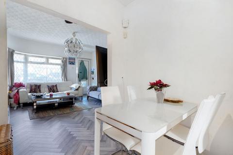 undefined, Blair Avenue, Kingsbury, NW9