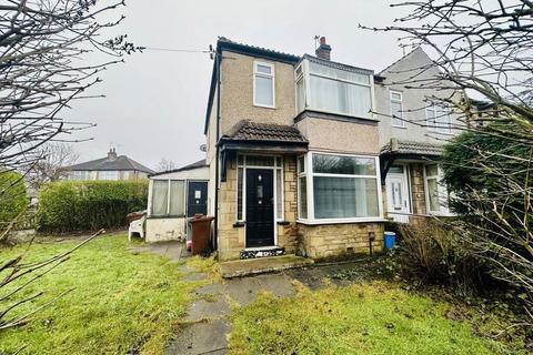 3 bedroom townhouse for sale, Victoria Road, Pudsey, West Yorkshire, LS28 7SW