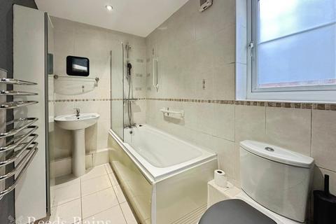 undefined, Farnworth Mews, Cheshire WA8